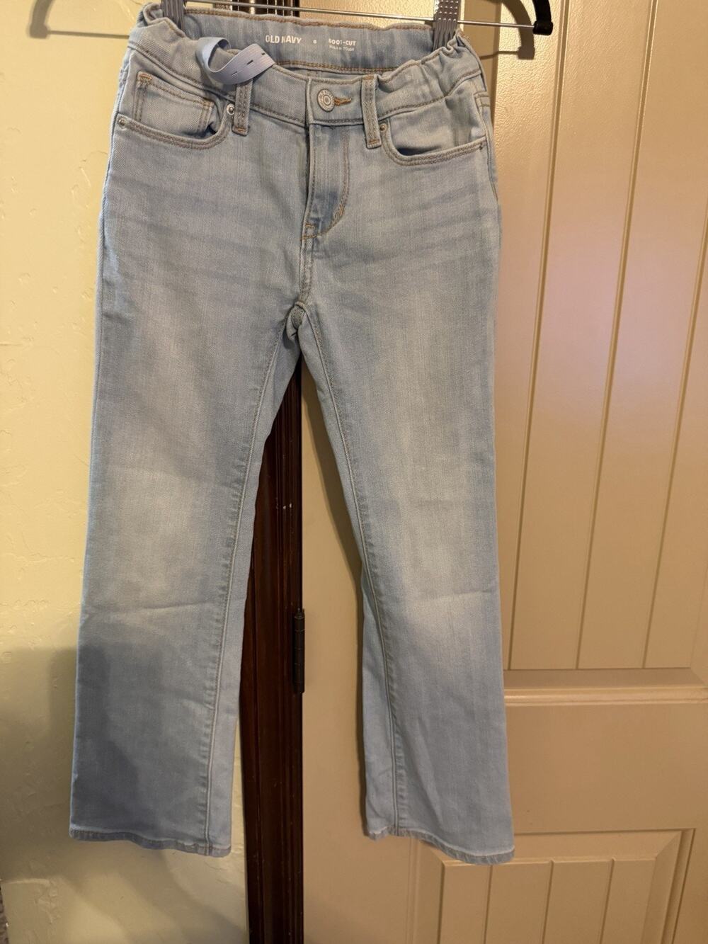 Old Navy Girl’s Size 8 Boot Cut Light Blue Jeans with Waist Adjusters